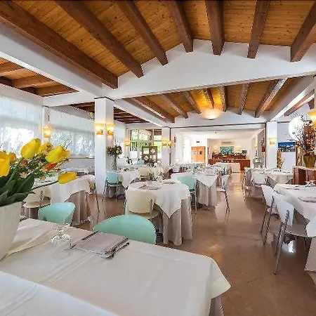 Hotel A Mare 3*