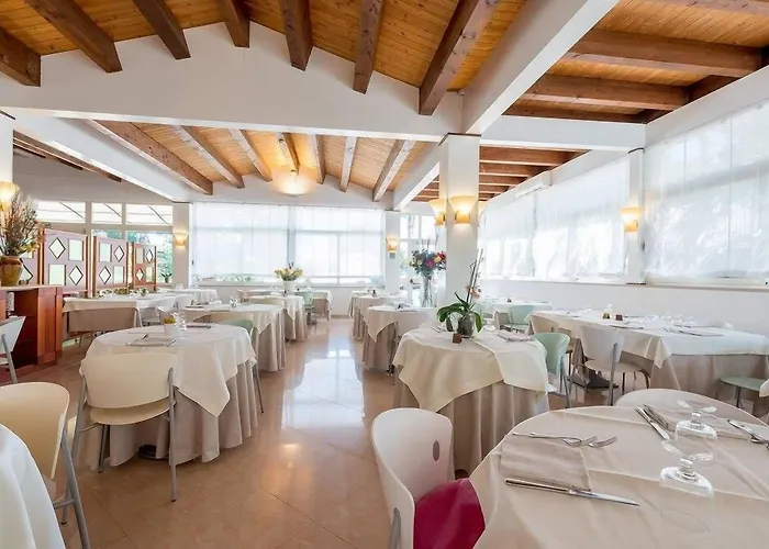 A Mare מלון פסקיצ'י